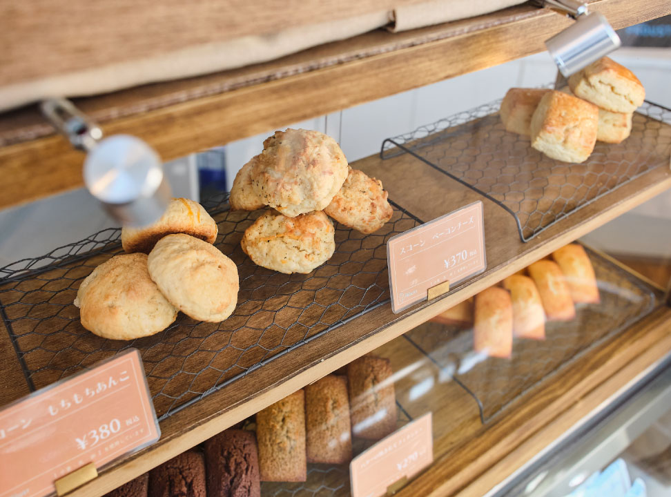 焼き立て菓子のご提供